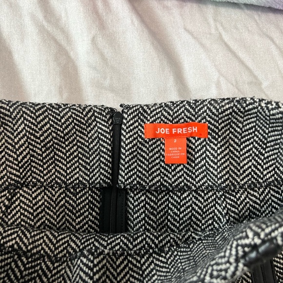 Joe fresh wool blend mini skirt, H&M jersey polka dot skirt (both fit like a 4) - Picture 2 of 4